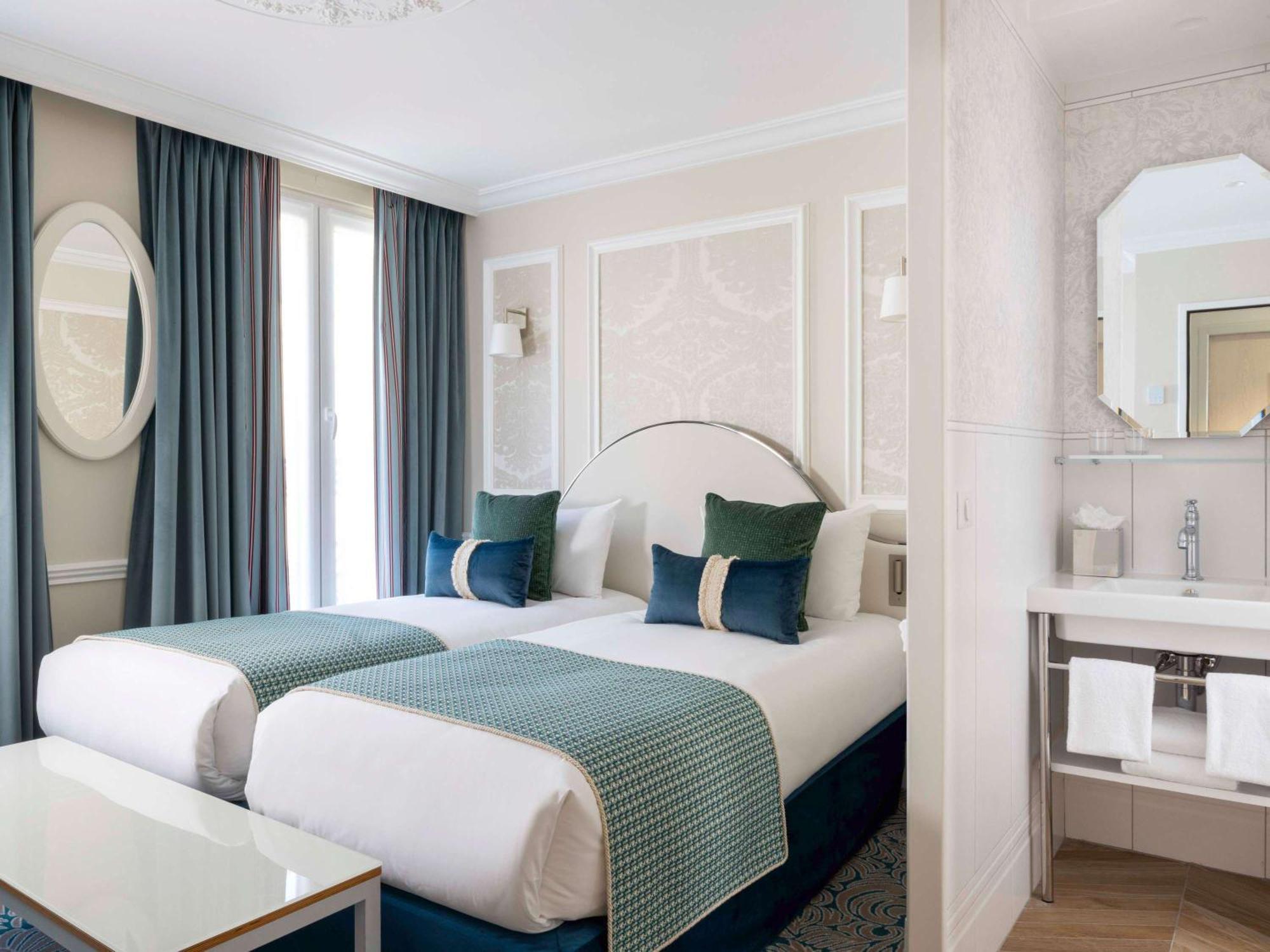 Hotel Mercure La Sorbonne Saint-Germain-Des-Pres Paris Exterior photo